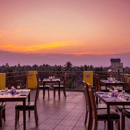 Sairaj Beach Resort Calangute Exteriör bild